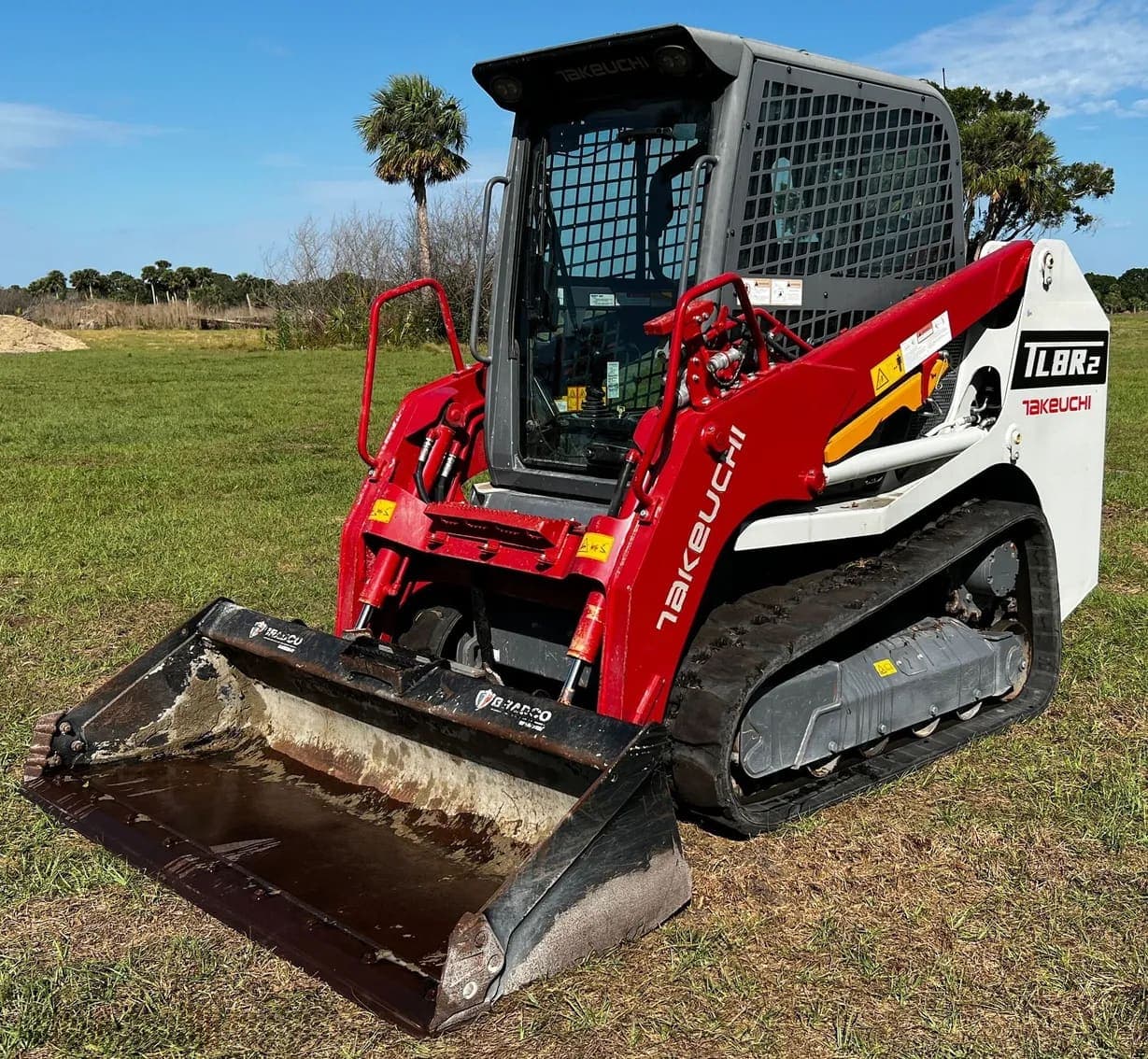2020 Takeuchi TL8R2 listing photo — photo 1 of 25