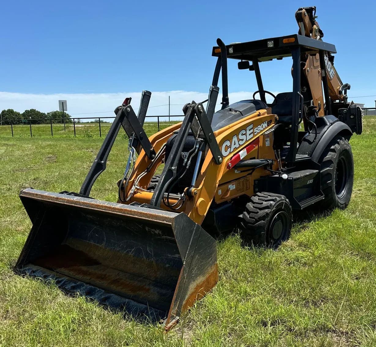 2022 Case 580N EP listing photo — photo 1 of 25