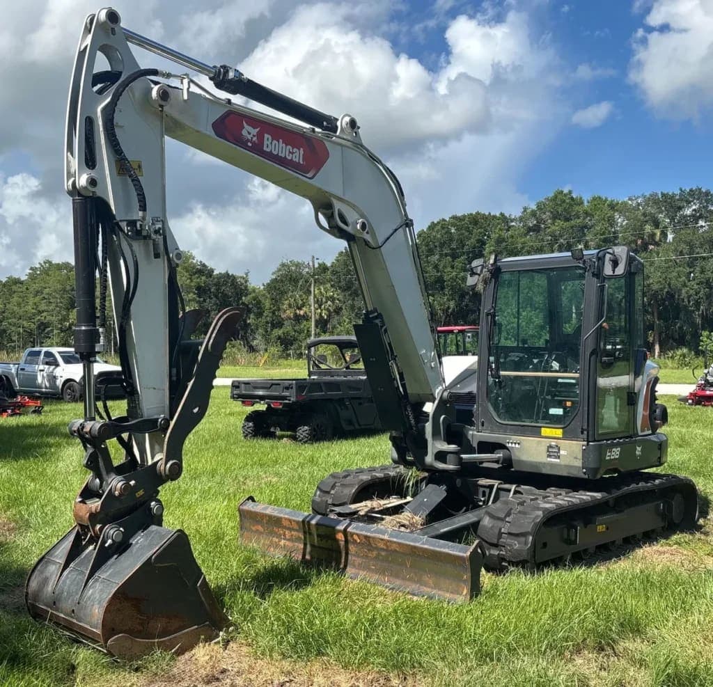 2023 Bobcat E88 R2-Series listing photo — photo 1 of 25